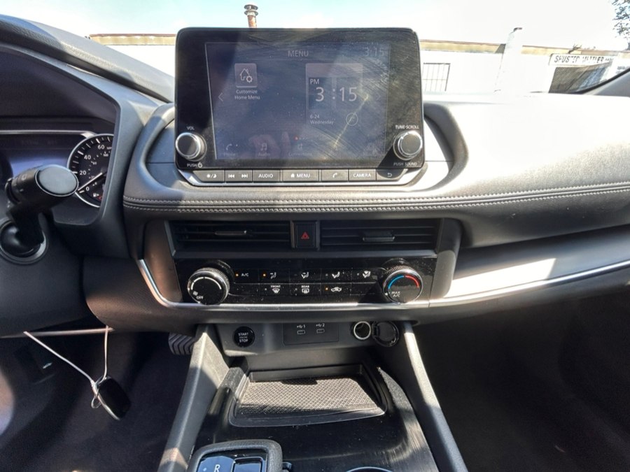 2024 Nissan Rogue S - Photo 17