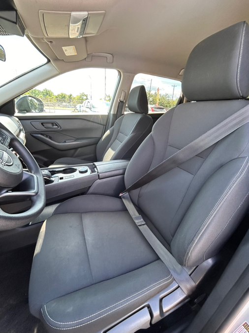 2024 Nissan Rogue S - Photo 14