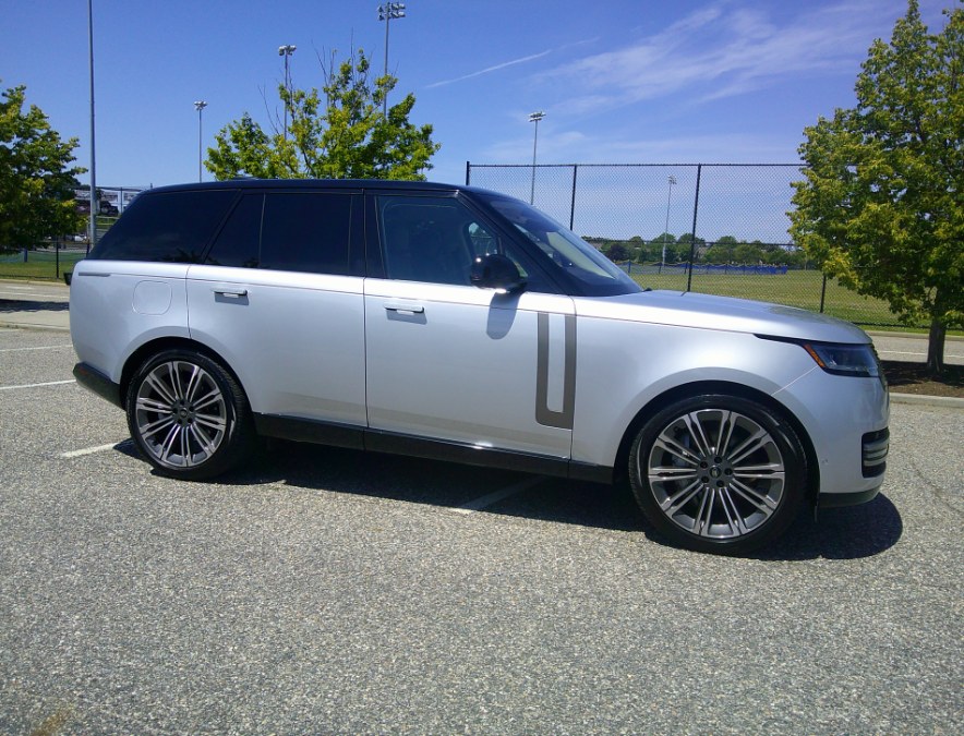 2023 Land Rover Range Rover - $64,977