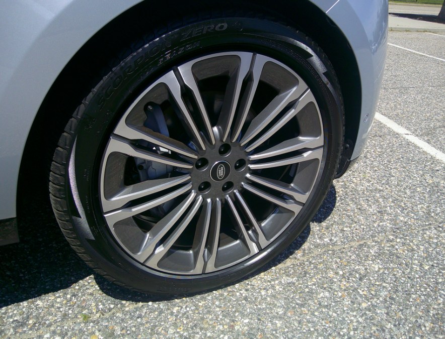 2023 Land Rover Range Rover - $64,977