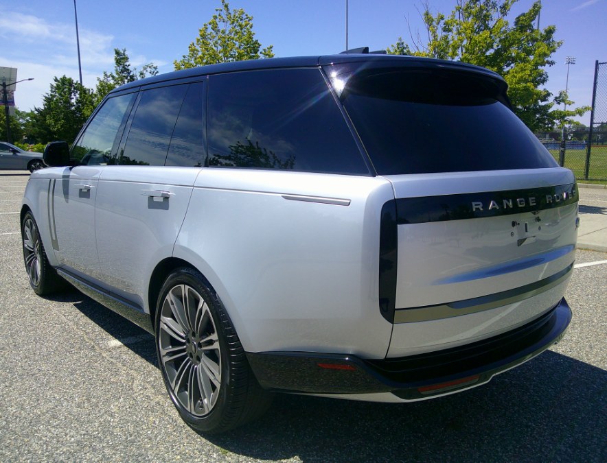 2023 Land Rover Range Rover - $64,977