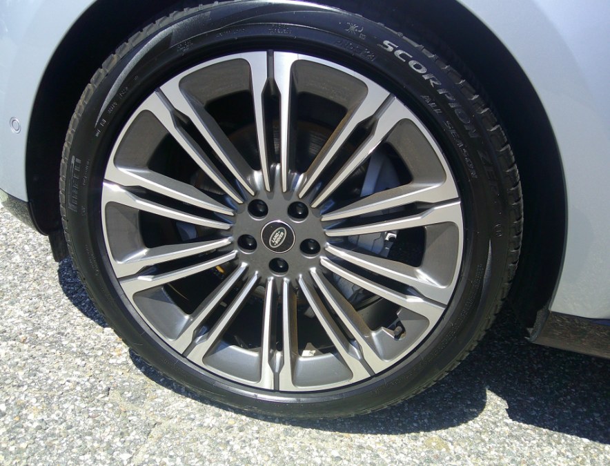 2023 Land Rover Range Rover - $64,977