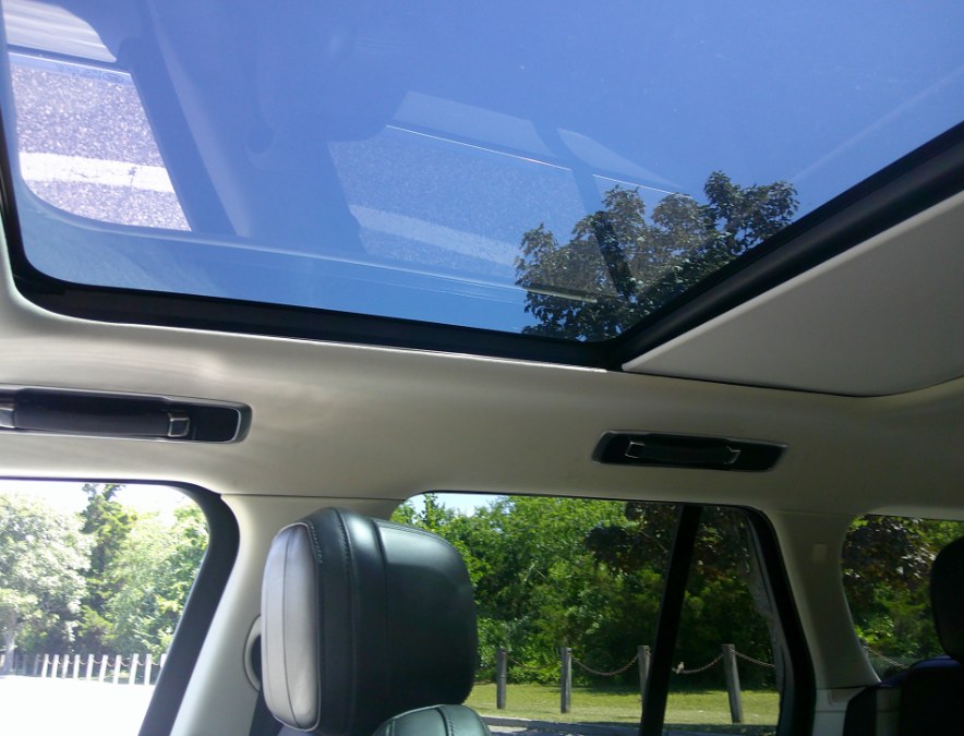 2023 Land Rover Range Rover - $64,977