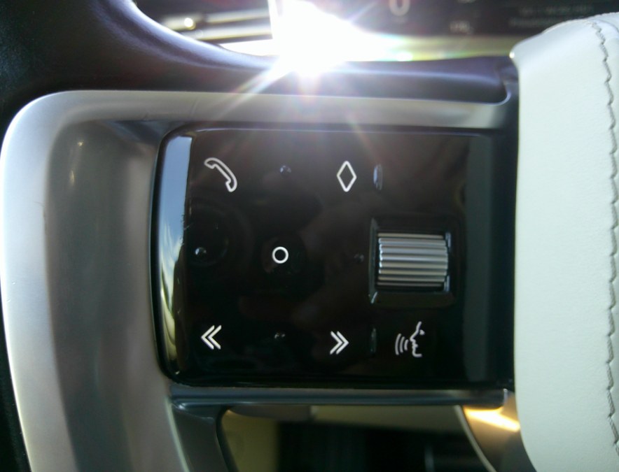 2023 Land Rover Range Rover - $64,977