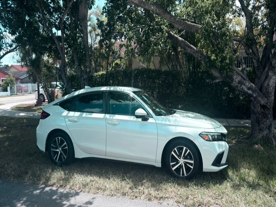 Used 2023 Honda Civic Hatchback in Hialeah, Florida | The Palm Motors LLC. Hialeah, Florida