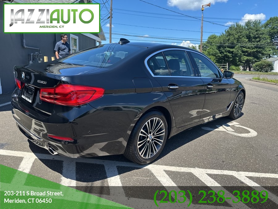 2017 BMW 5 Series 530i - Photo 6