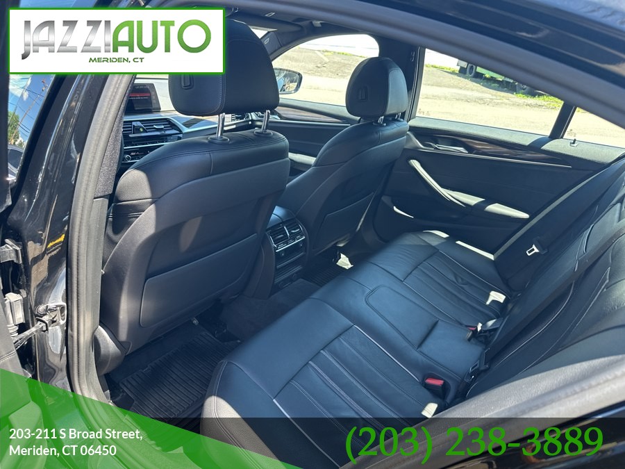 2017 BMW 5 Series 530i - Photo 25
