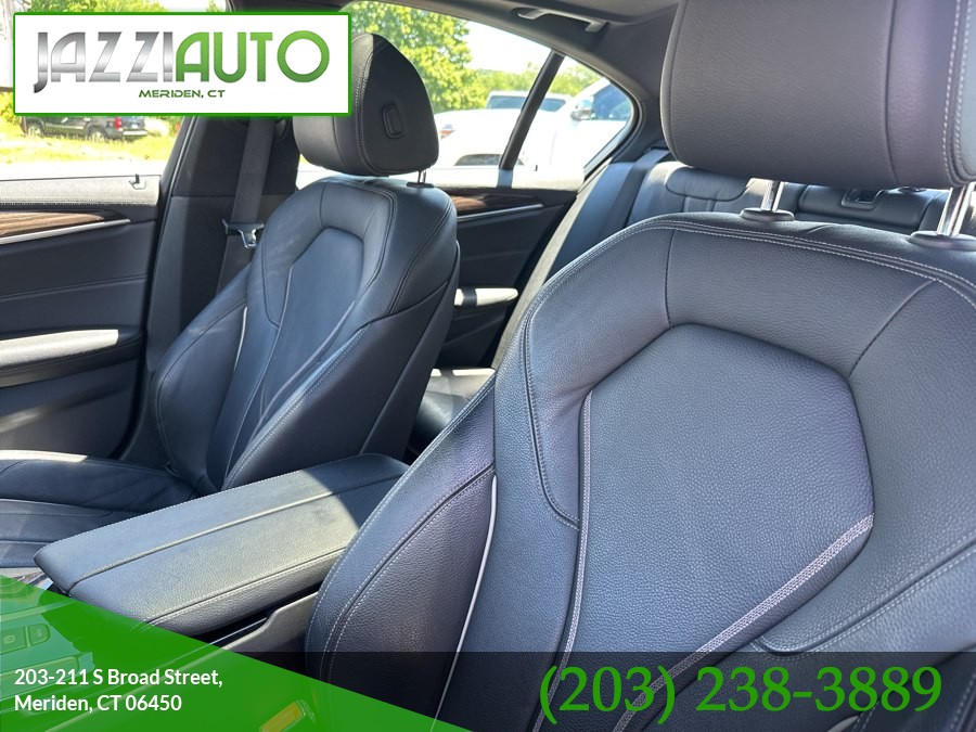 2017 BMW 5 Series 530i - Photo 23