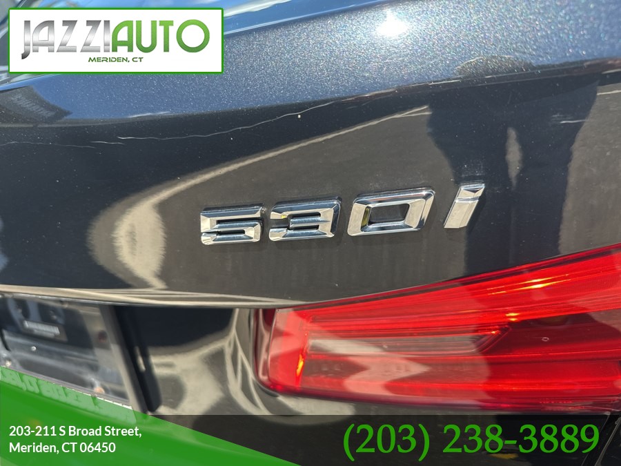 2017 BMW 5 Series 530i - Photo 40