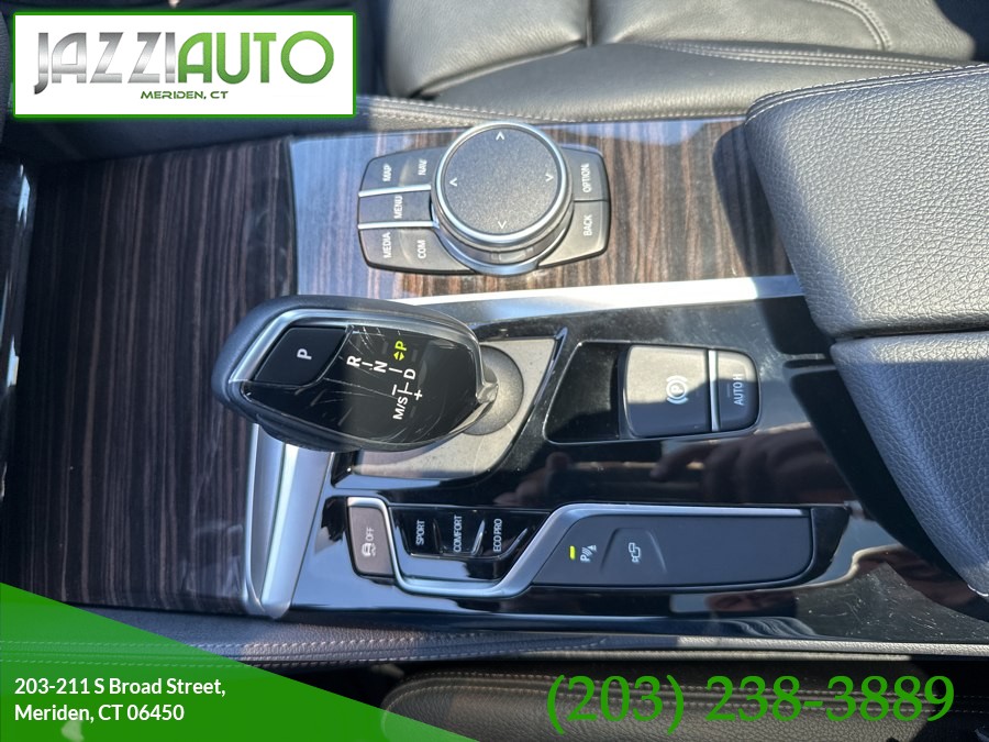 2017 BMW 5 Series 530i - Photo 17