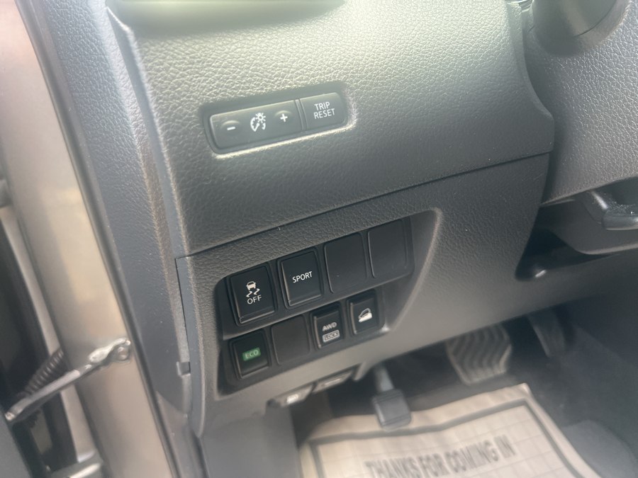 2015 Nissan Rogue SV - Photo 11