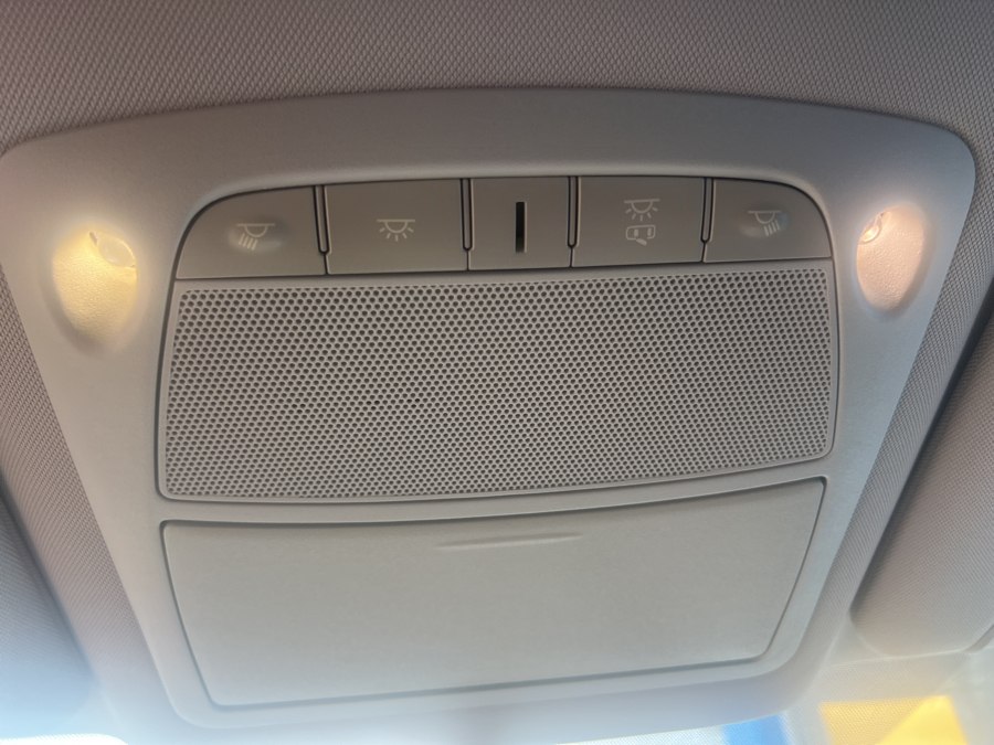 2015 Nissan Rogue SV - Photo 16