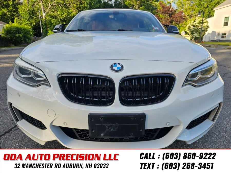 2016 BMW 2 Series M235i xDrive Convertible's photo
