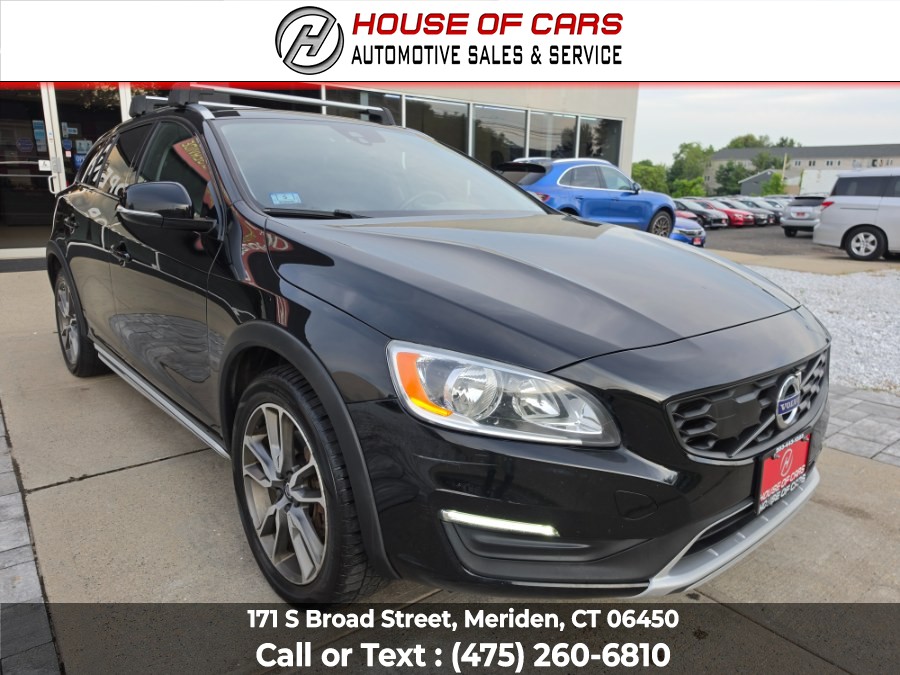2017 Volvo V60 T5 AWD Cross Country's photo