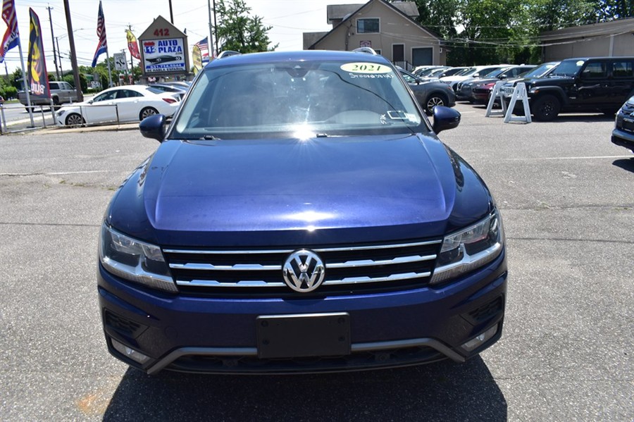 2021 Volkswagen Tiguan 2.0T SE 4Motion's photo