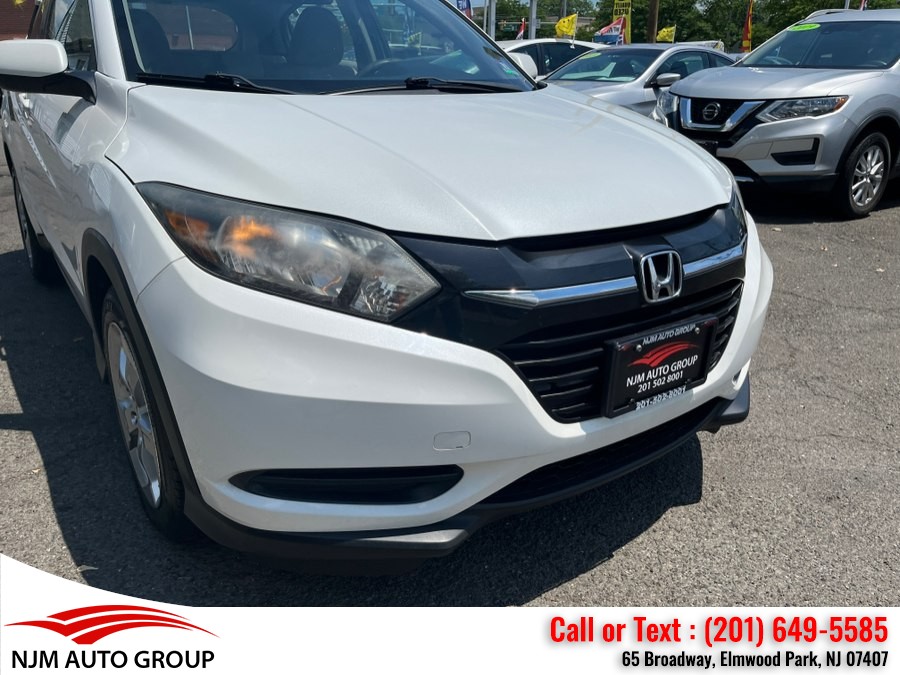 2017 Honda HR-V LX AWD's photo