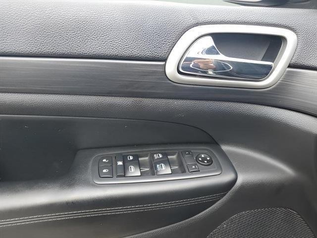 2020 Jeep Grand Cherokee Laredo E - Photo 17