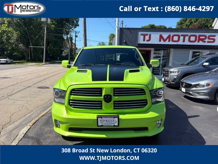 2017 RAM 1500 Sport 4x4 Crew Cab 5'7's photo