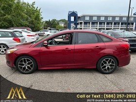 2015 Ford Focus Sedan SE's photo
