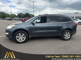 2011 Chevrolet Traverse 1LT FWD's photo