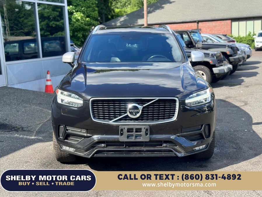 2016 Volvo XC90 T6 AWD R-Design's photo