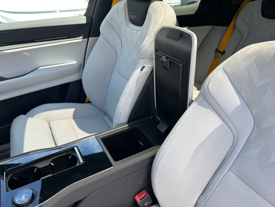 2025 Polestar 3 Performance - Photo 22