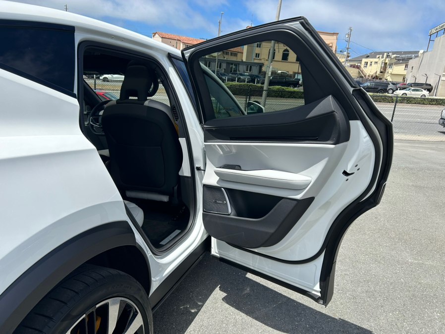 2025 Polestar 3 Performance - Photo 37