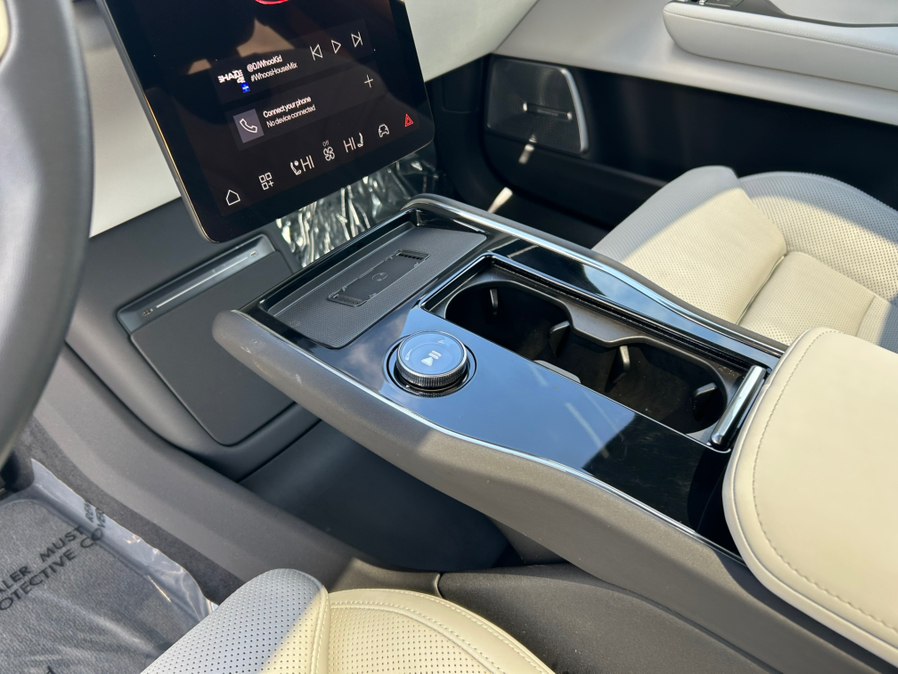 2025 Polestar 3 Performance - Photo 19