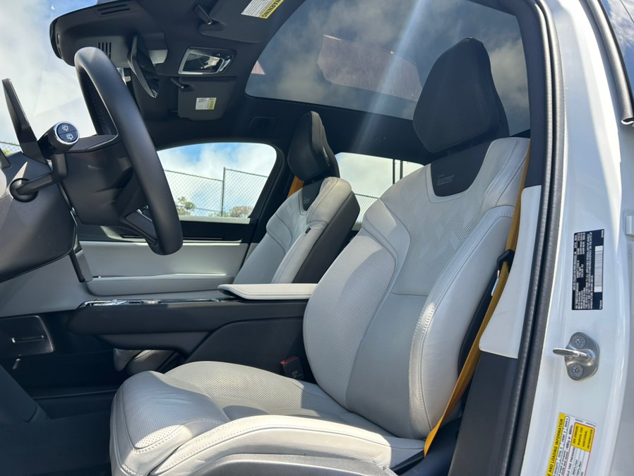 2025 Polestar 3 Performance - Photo 14