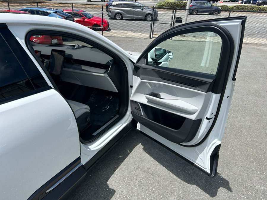 2025 Polestar 3 Performance - Photo 36