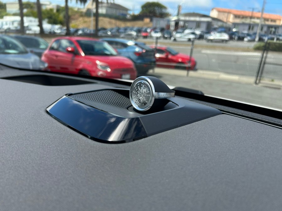 2025 Polestar 3 Performance - Photo 33