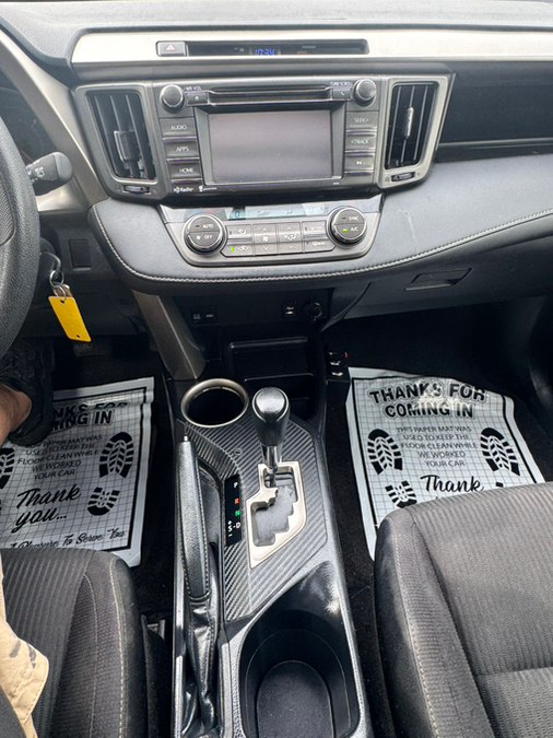 2014 Toyota RAV4 XLE - Photo 13