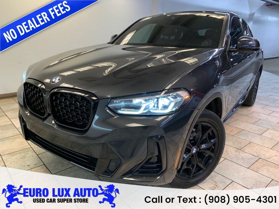 2023 BMW X4 xDrive30i's photo