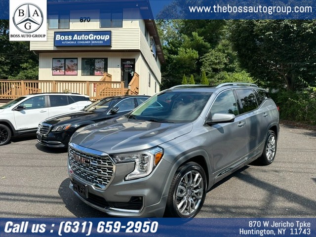 2023 GMC Terrain Denali AWD's photo