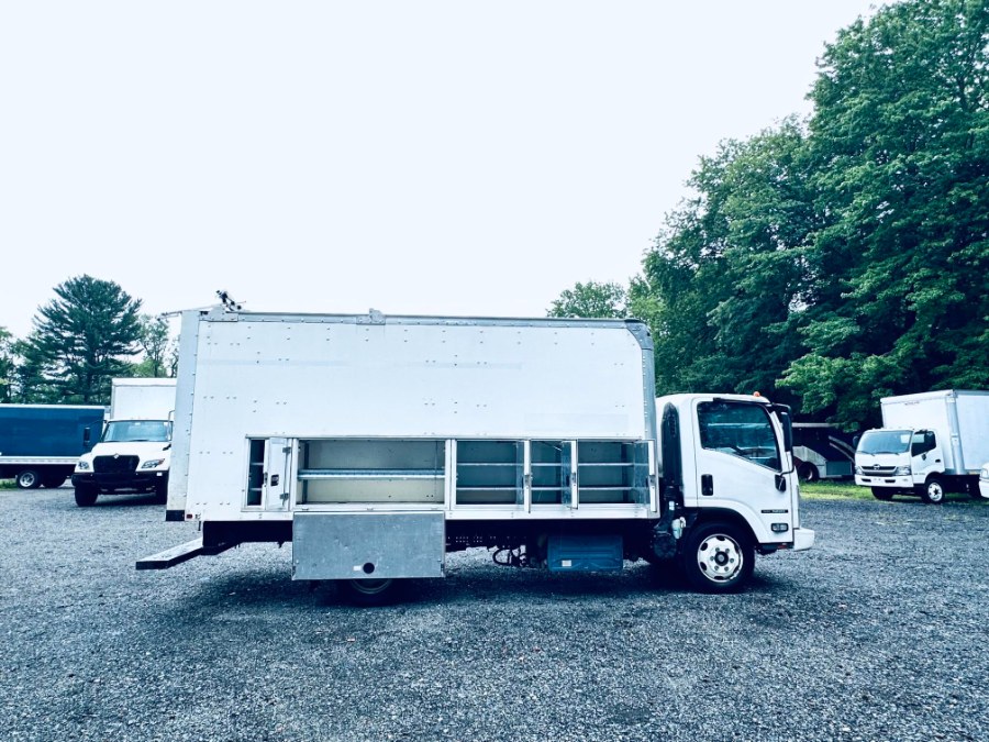 2020 Isuzu NRR's photo