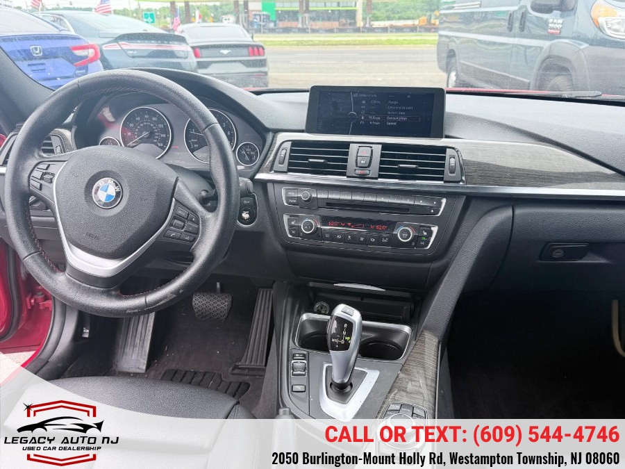2013 BMW 3 Series 328i xDrive Sedan's photo