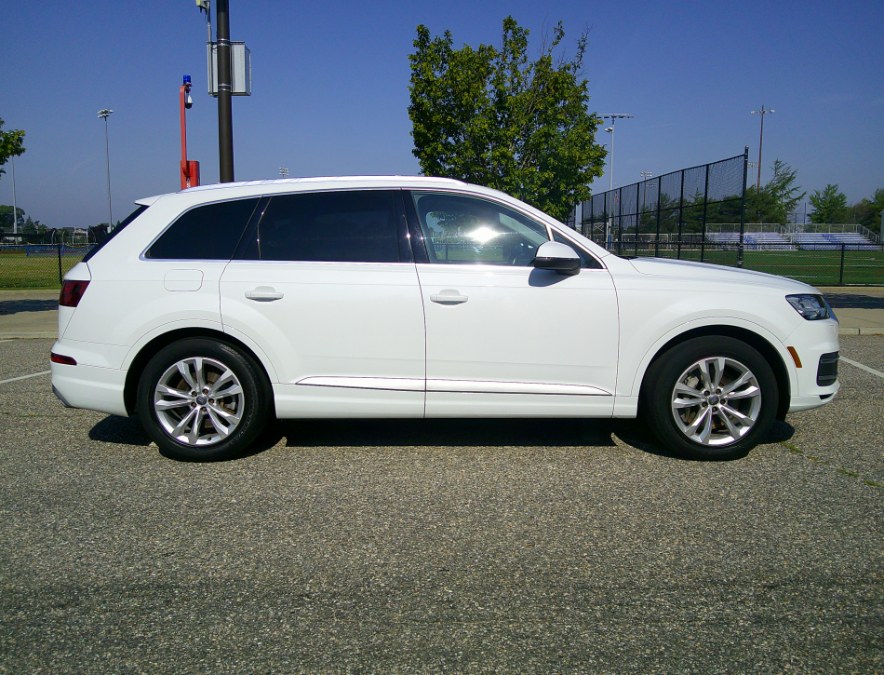 2018 Audi Q7 - $17,977