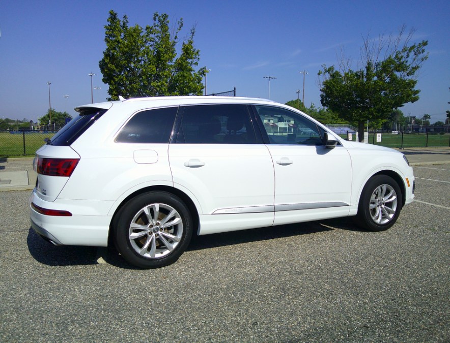 2018 Audi Q7 - $17,977