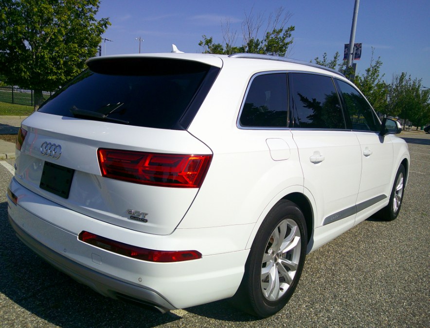 2018 Audi Q7 - $17,977