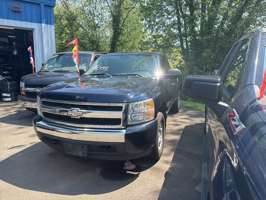 Used 2007 Chevrolet Silverado 1500 in Branford, Connecticut | Al Mac Motors 2. Branford, Connecticut