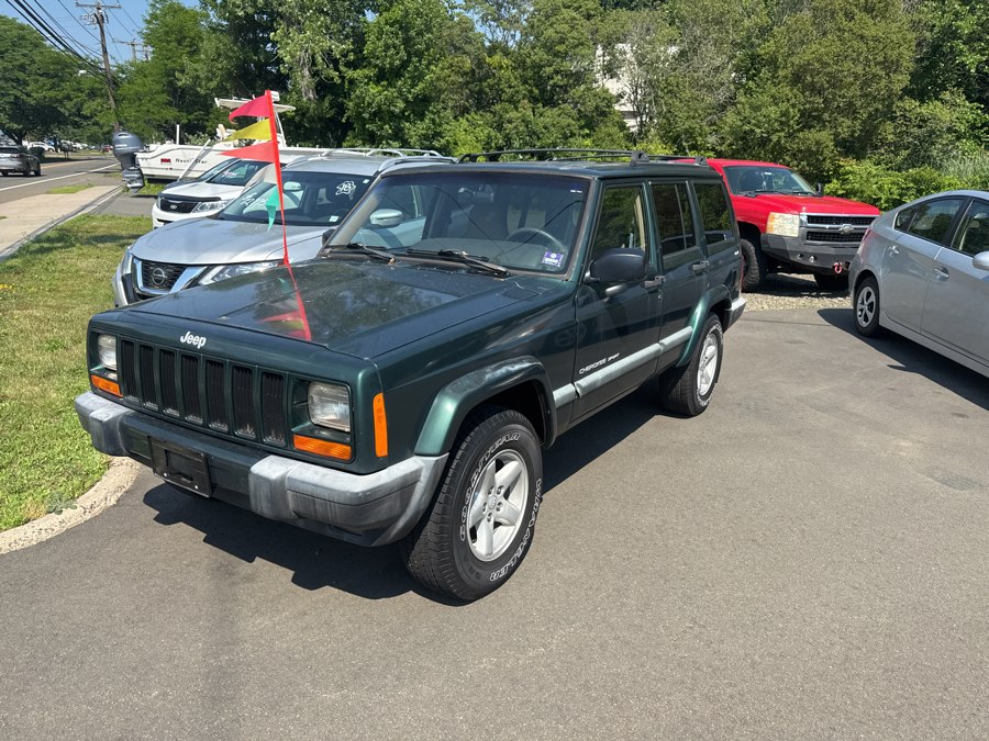 Used 2000 Jeep Cherokee in Branford, Connecticut | Al Mac Motors 2. Branford, Connecticut