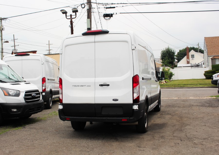2023 Ford Transit Van Base - Photo 5