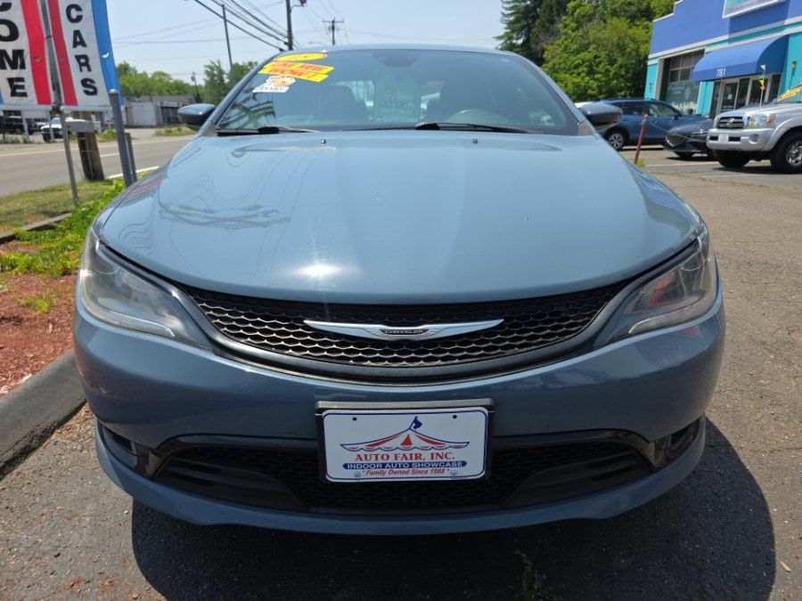 2015 Chrysler 200 S's photo