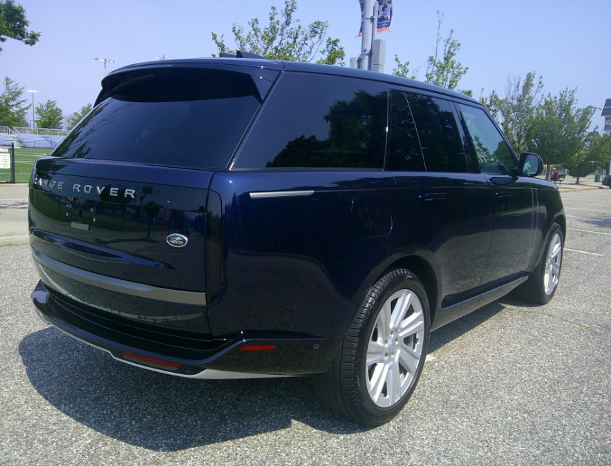 2023 Land Rover Range Rover - $89,980