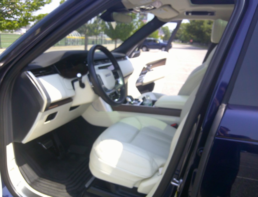 2023 Land Rover Range Rover - $89,980