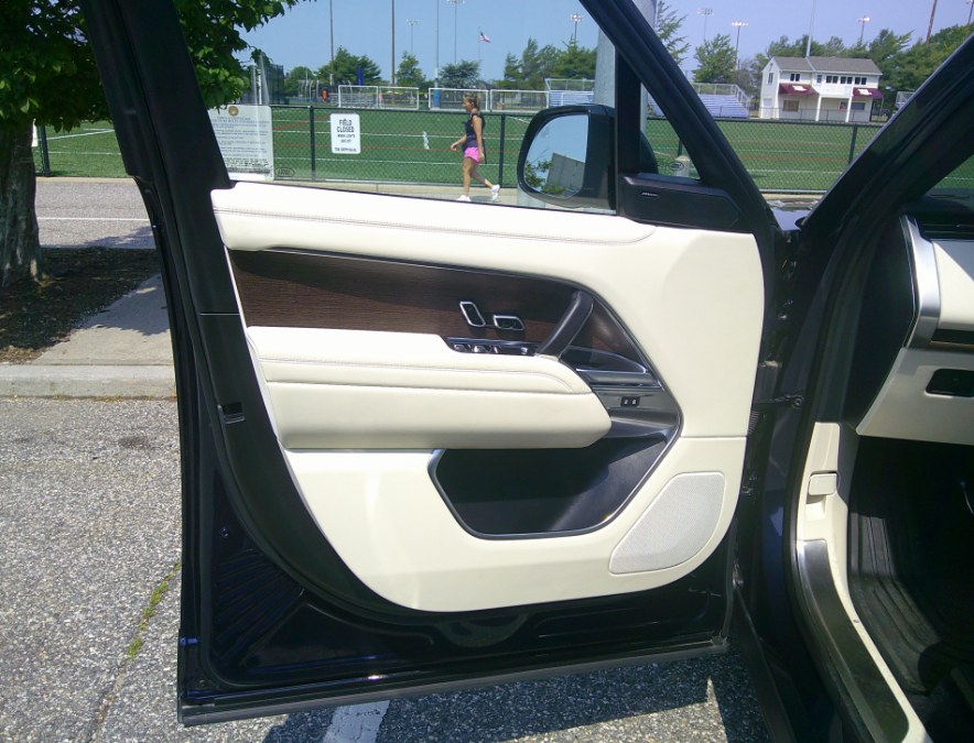 2023 Land Rover Range Rover - $89,980