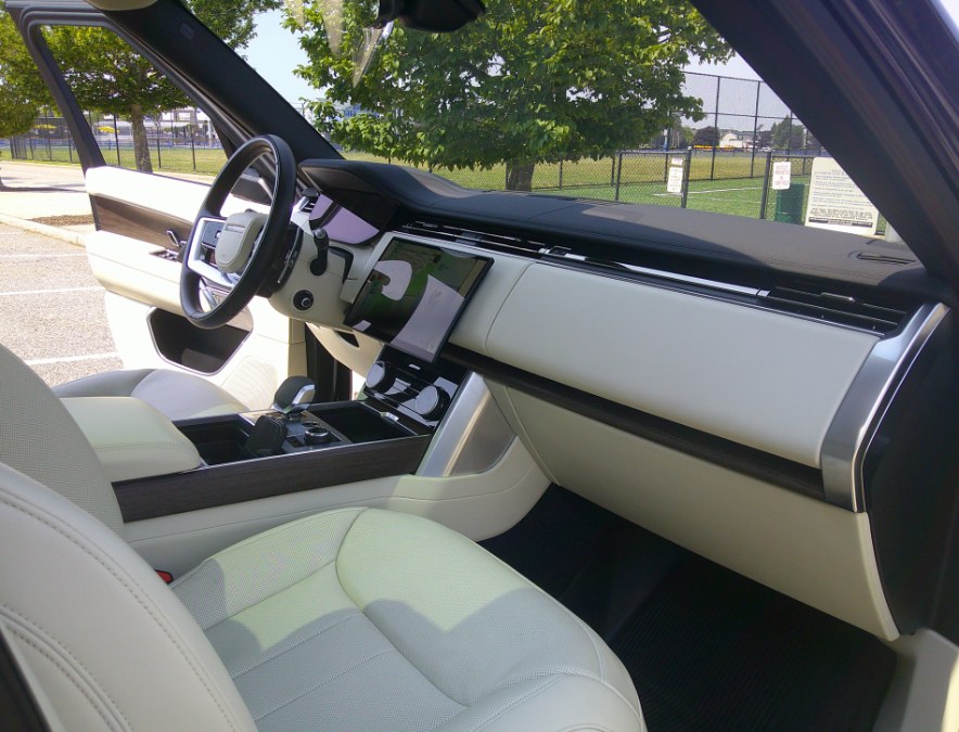 2023 Land Rover Range Rover - $89,980
