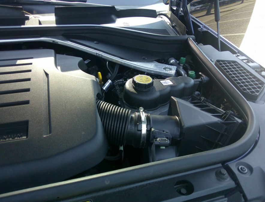 2023 Land Rover Range Rover - $89,980