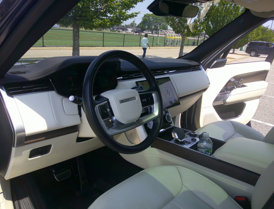 2023 Land Rover Range Rover - $89,980