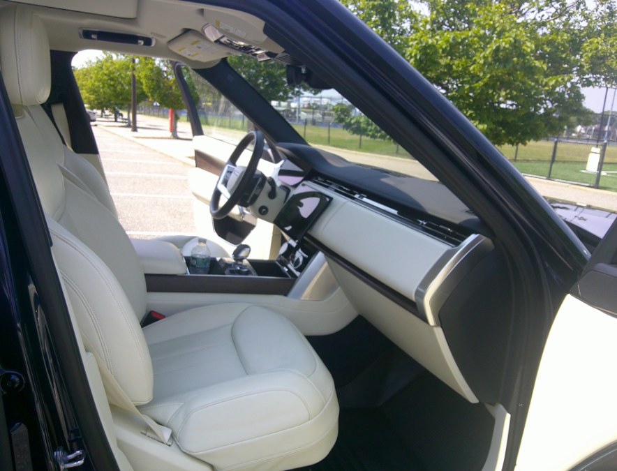 2023 Land Rover Range Rover - $89,980